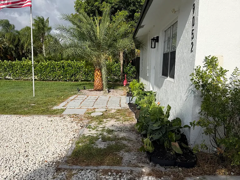 9052 Fountain Rd — Photo 29