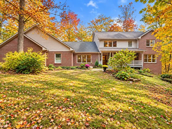 6620 E Woodland Ct, Mooresville, IN 46158