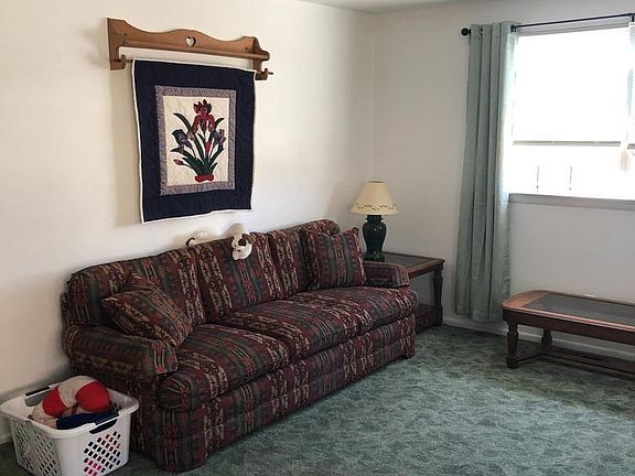 3rd image of 8913 E Roosevelt Blvd