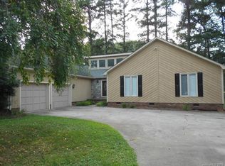 8053 Fairfield Forest Rd, Denver, NC 28037