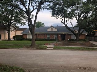 4955 Braesheather Dr, Houston, TX 77096