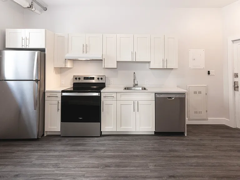 370 Stradbrook Ave #1 — Photo 26