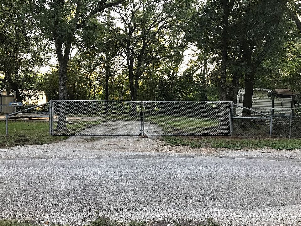 Double wide gate 