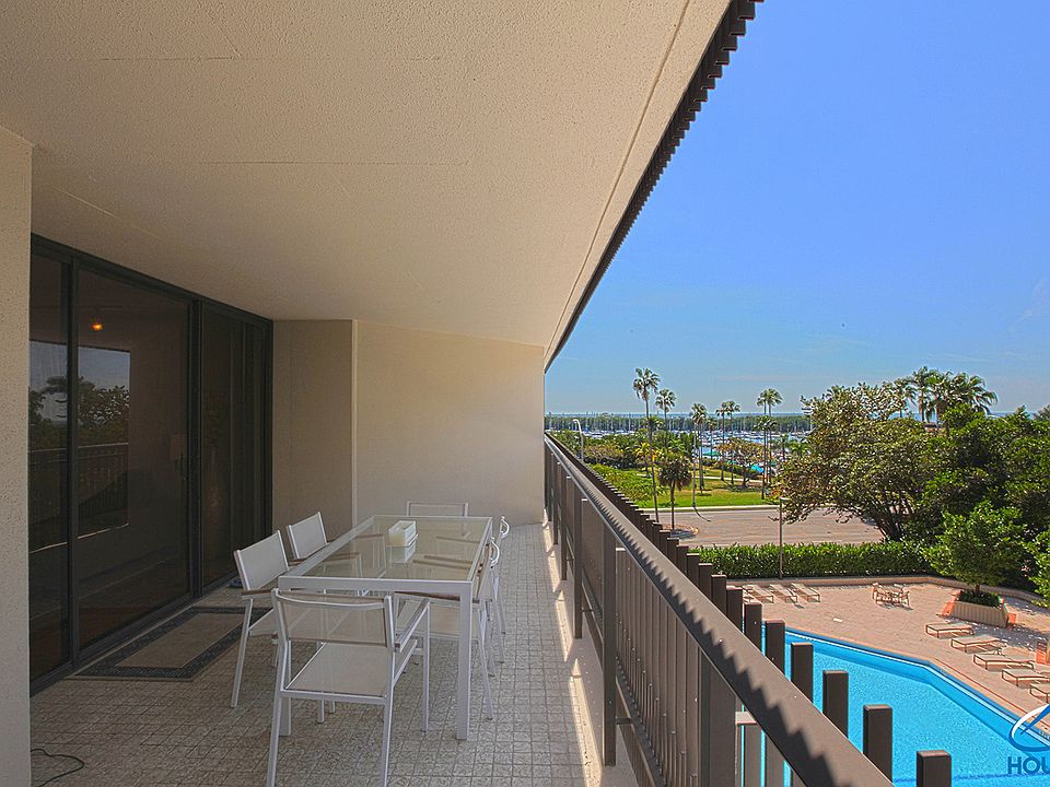 1st image of 2901 S Bayshore Dr APT 4D