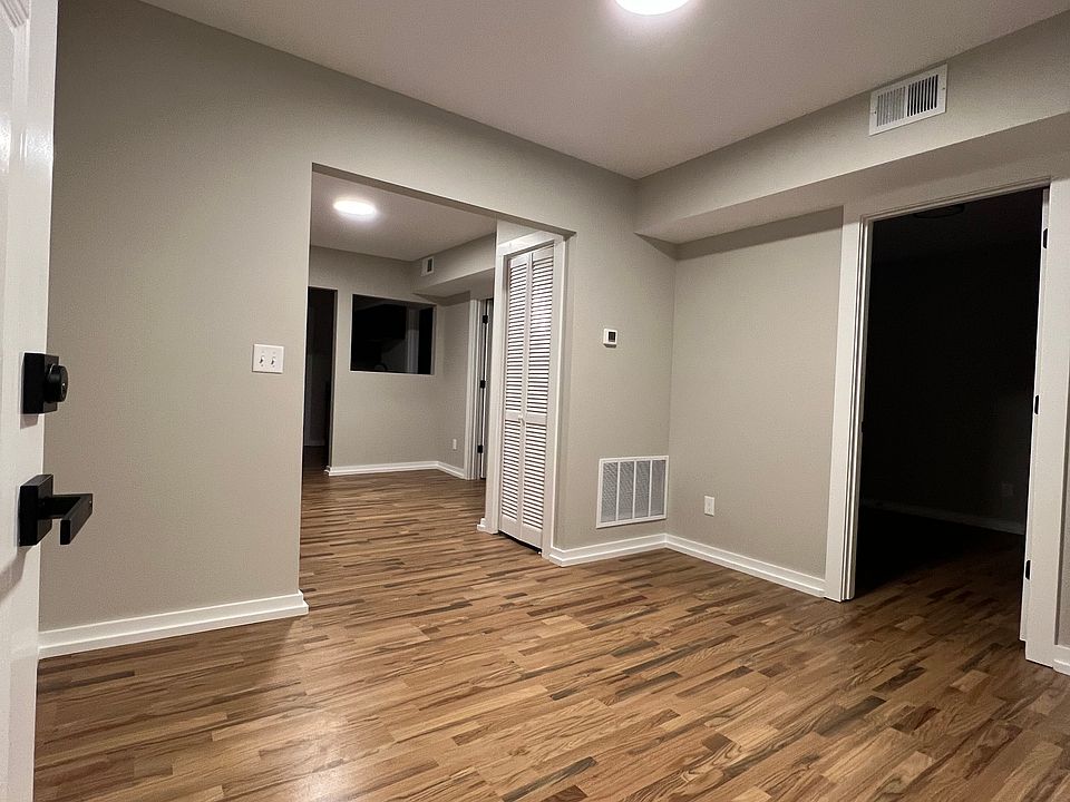 Entry / Part of living room