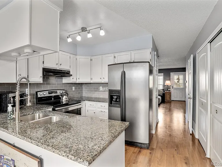 10856 Bayfield Way — Photo 2