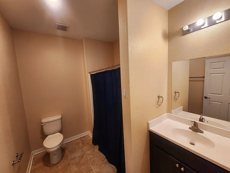 502 Migl St #B — Photo 29