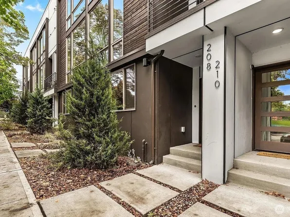 210 20th Avenue S, Seattle, WA 98144