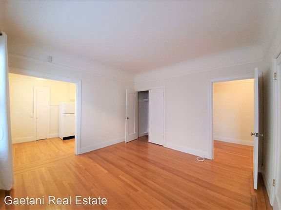 3rd image of 2295 Francisco St APT 305