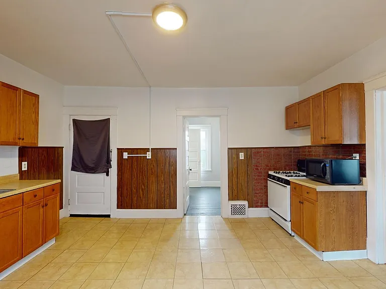 6606 Forman Ave — Photo 1