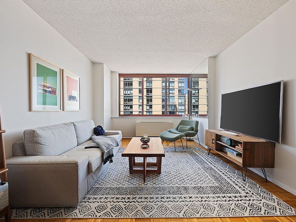 1st image of 4-74 48th Ave #33E