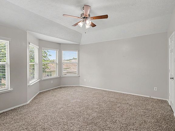 4th image of 18495 Sunrise Pines Dr