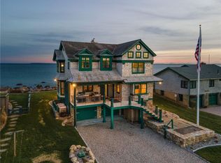 165 Surfside Ave, Charlestown, RI 02813