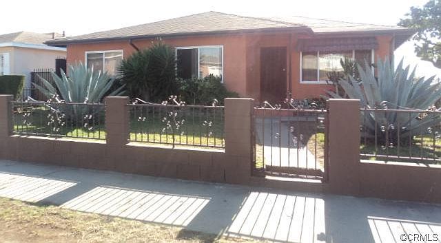 1st image of 762 W 130th St