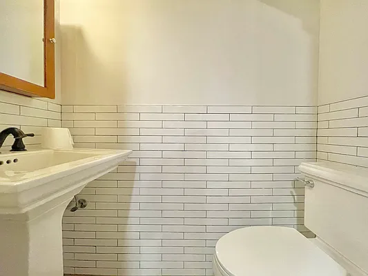 Rented by Doorway NYC, LLC | media 9