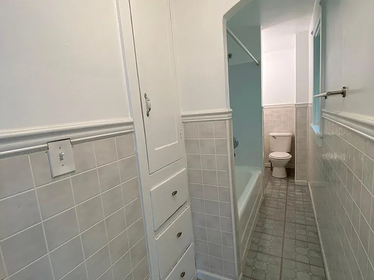 1247 Quarry Ave NW #2 — Photo 10