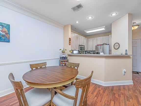5th image of 1506 Basildon Rd