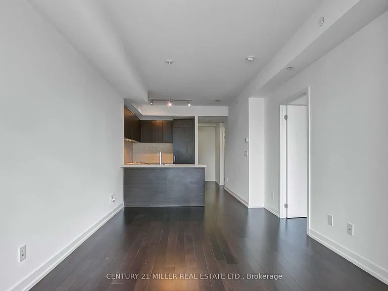 21 Widmer St #3101 — Photo 15