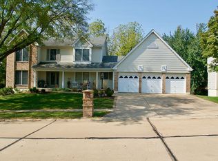 749 Carman Meadows Dr, Ballwin, MO