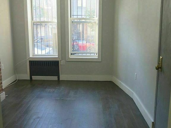 4th image of 296 Harman St #1F