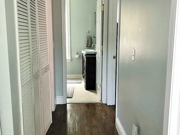 208 3rd St #2 — Photo 7