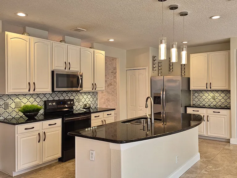 2988 Marbella Dr — Photo 17
