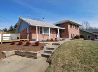 12033 Coldstream Dr, Rockville, MD 20854