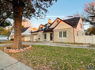 3408 SW 21st St, Topeka, KS 66604