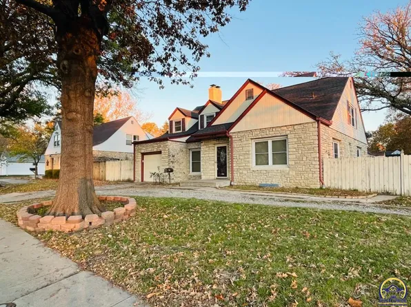 3408 SW 21st St, Topeka, KS 66604