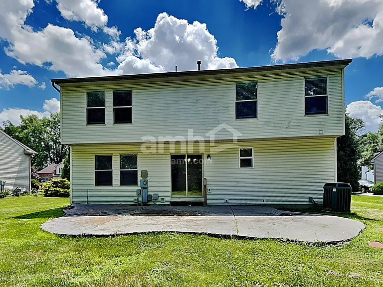 640 Norfolk Sq S — Photo 22