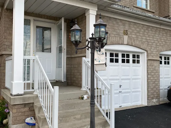 63 Rotunda St, Brampton, ON L6X 5E3