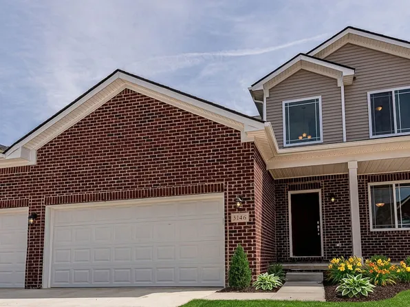53188 Woodland Mdws, Chesterfield, MI 48047