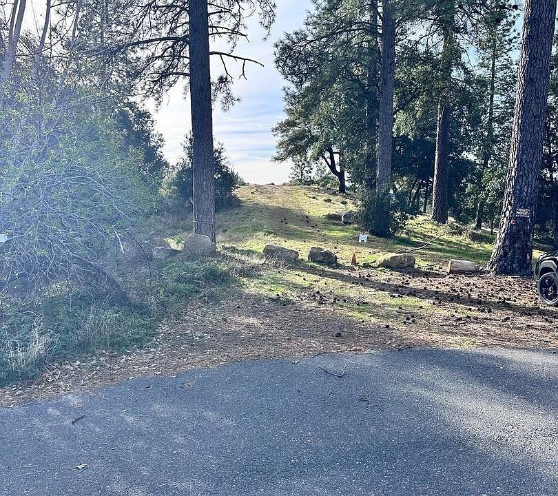 1st image of 16655 Granite Ridge Ln