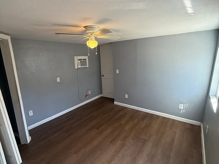 234 Brigadier Dr — Photo 6