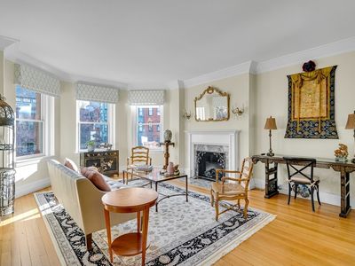 199 Marlborough St APT 301, Boston, MA, 02116