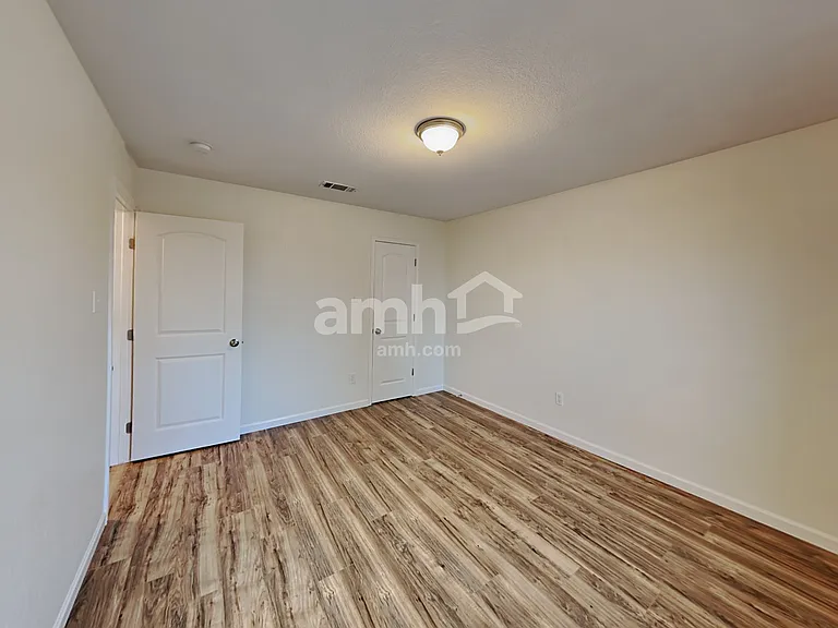 3453 Newgate St — Photo 11