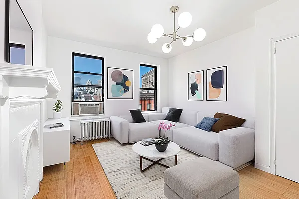 Rented by REAL New York | media 9