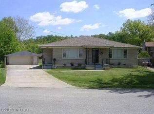 5103 Valiant Dr, Louisville, KY 40216