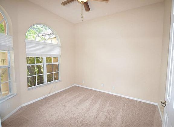 4th image of 5427 NW Crista St