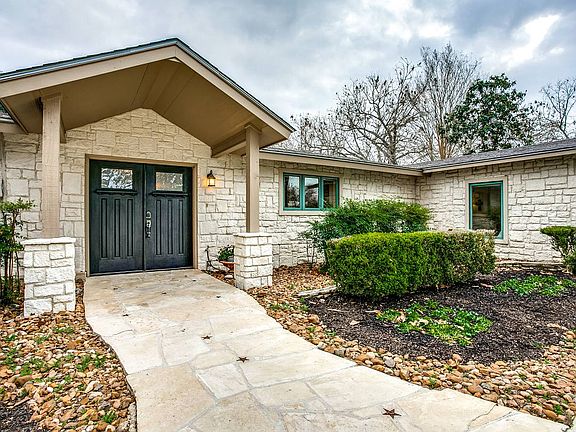 3rd image of 1055 Lone Star Dr