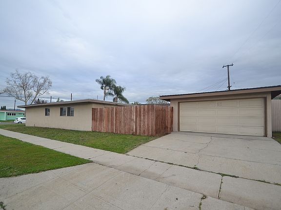 2nd image of 13466 Trumball St