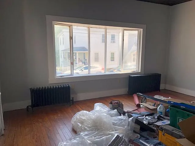 2 bed, 700 sqft, $1,350 — Photo 3