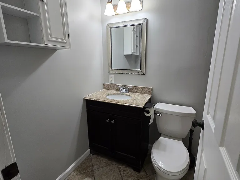 1827 Milburt Dr — Photo 9