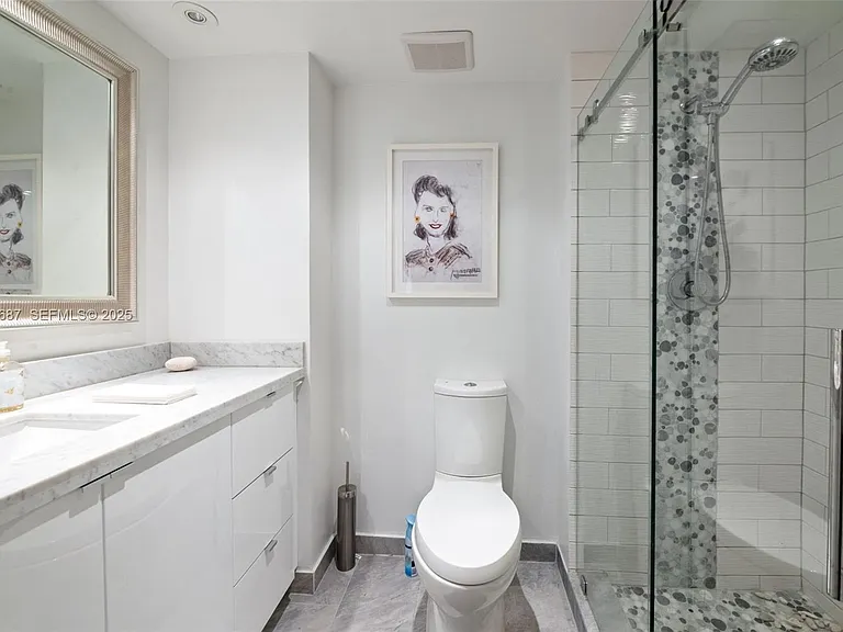 20185 E Country Club Dr #904 — Photo 11