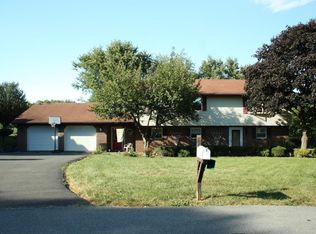 1209 Janet Dr, Mount Joy, PA 17552