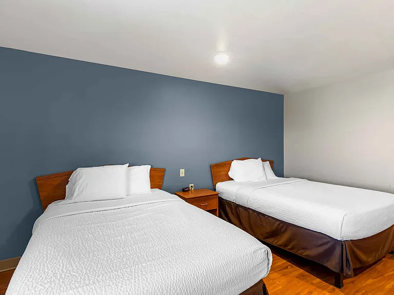 Studio Suite - 2 Full Beds