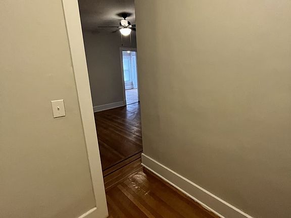 5th image of 410 W Ormsby Ave APT 10A