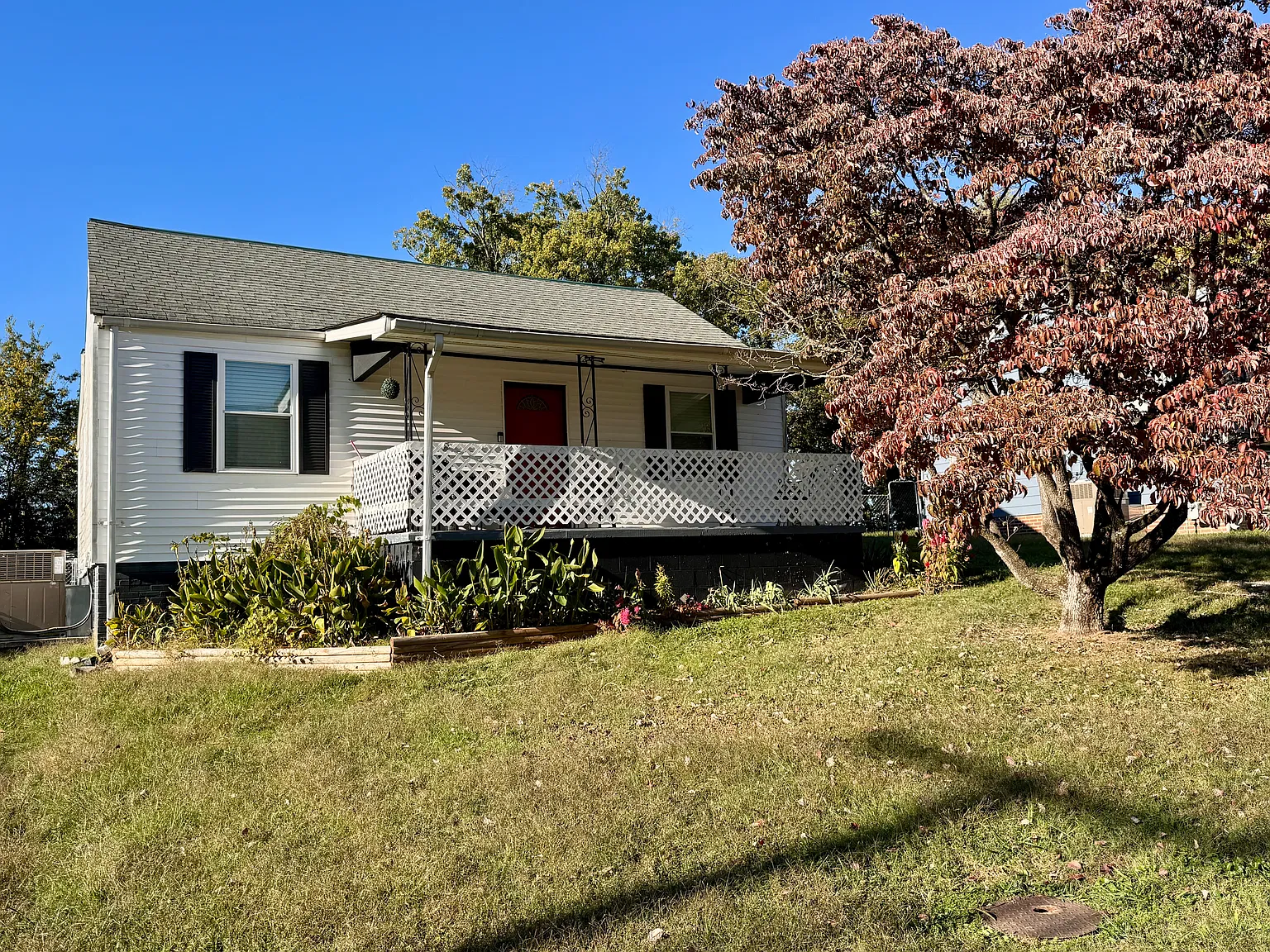 509 Broadview Dr — Photo 1