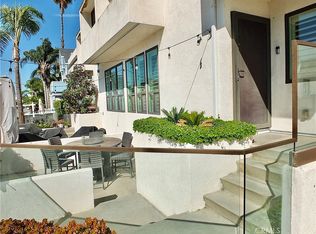 36 Corona Ave APT A, Long Beach, CA 90803