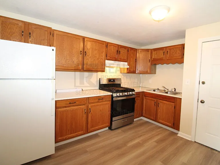 11 Hickey St #3 — Photo 6